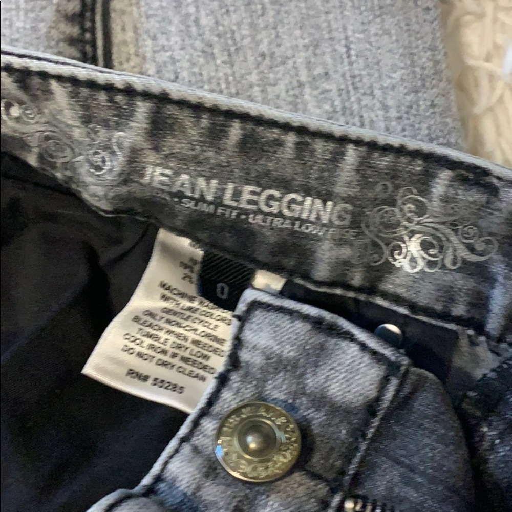 Express Jeans 🌟 - Picture 2 of 3